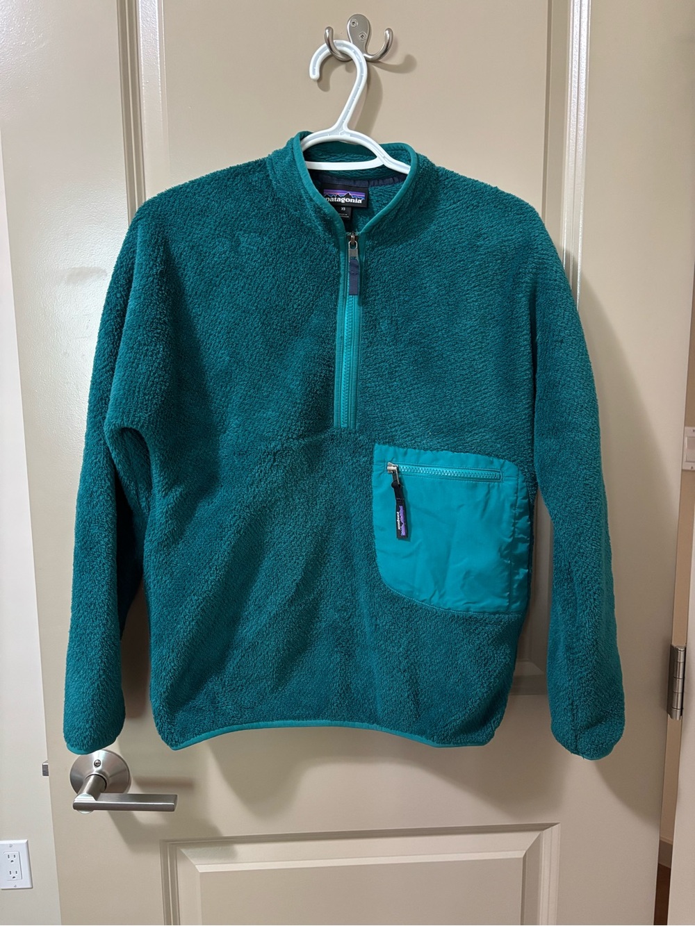 Patagonia Teal women’s Fleece Pullover